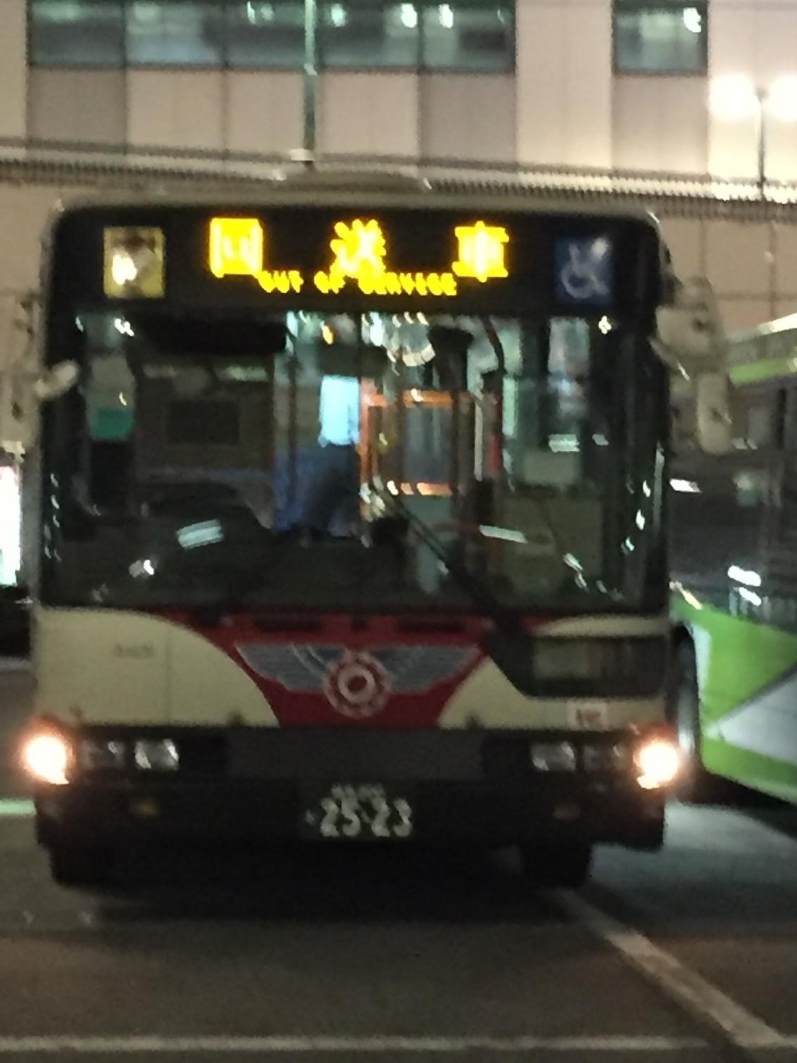 関東バス、都営バス 画像
