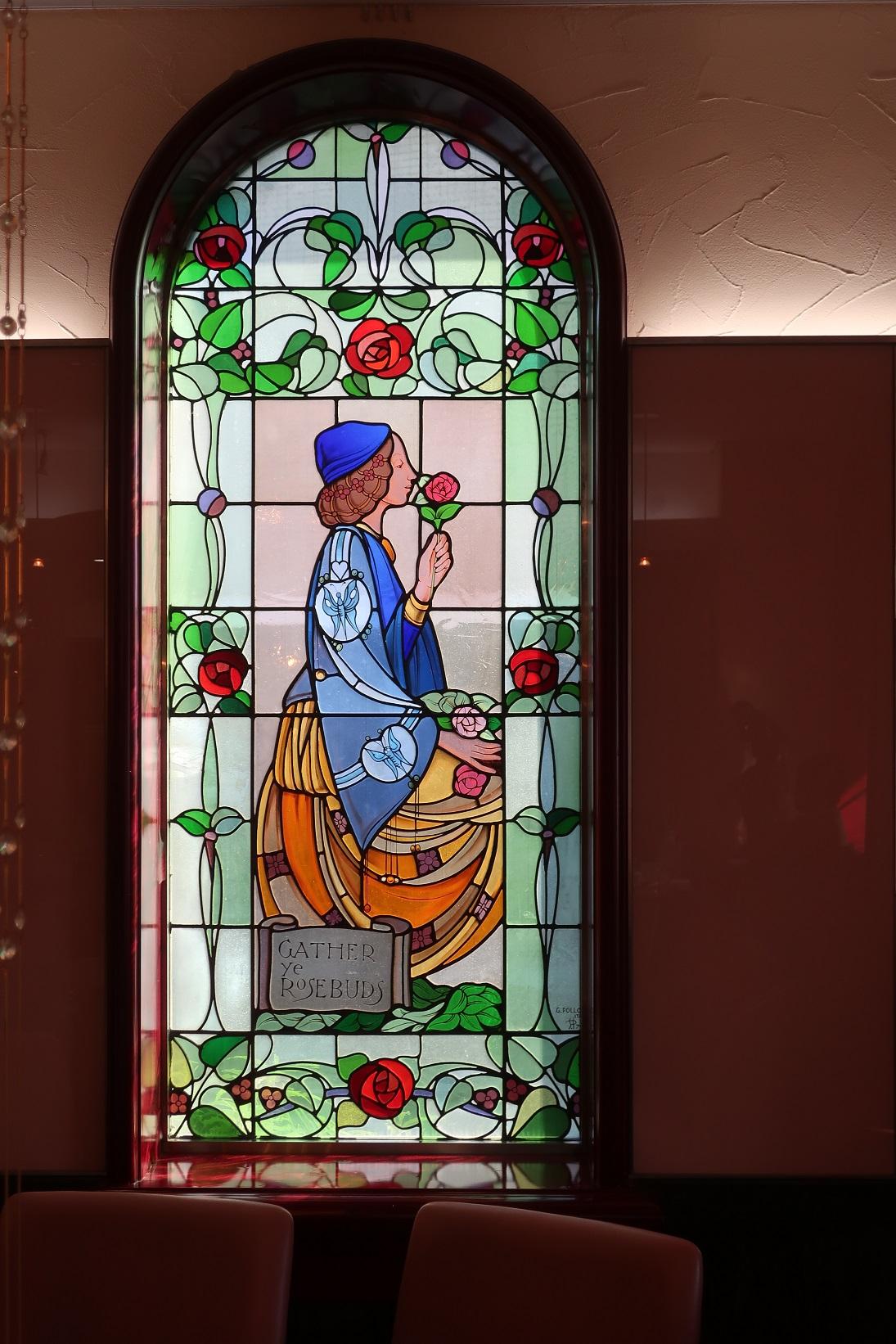 パティスリー・ノアのステンドグラス 画像